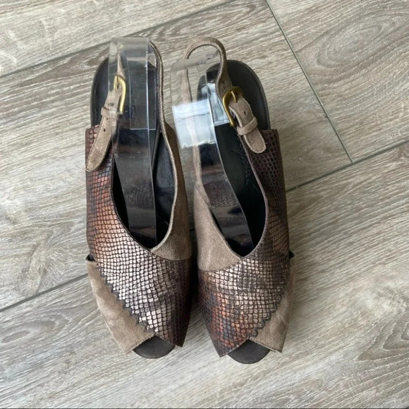 Henry Beguelin Snakeskin Embossed Leather Peep Toe Wood Heel Platform Sandals - Picture 3 of 14